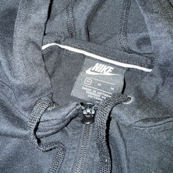 Nike Black Zip-Up Hoodie - Picture 3 of 3